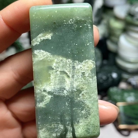 未镶嵌和田玉（糖玉）珠宝半成品