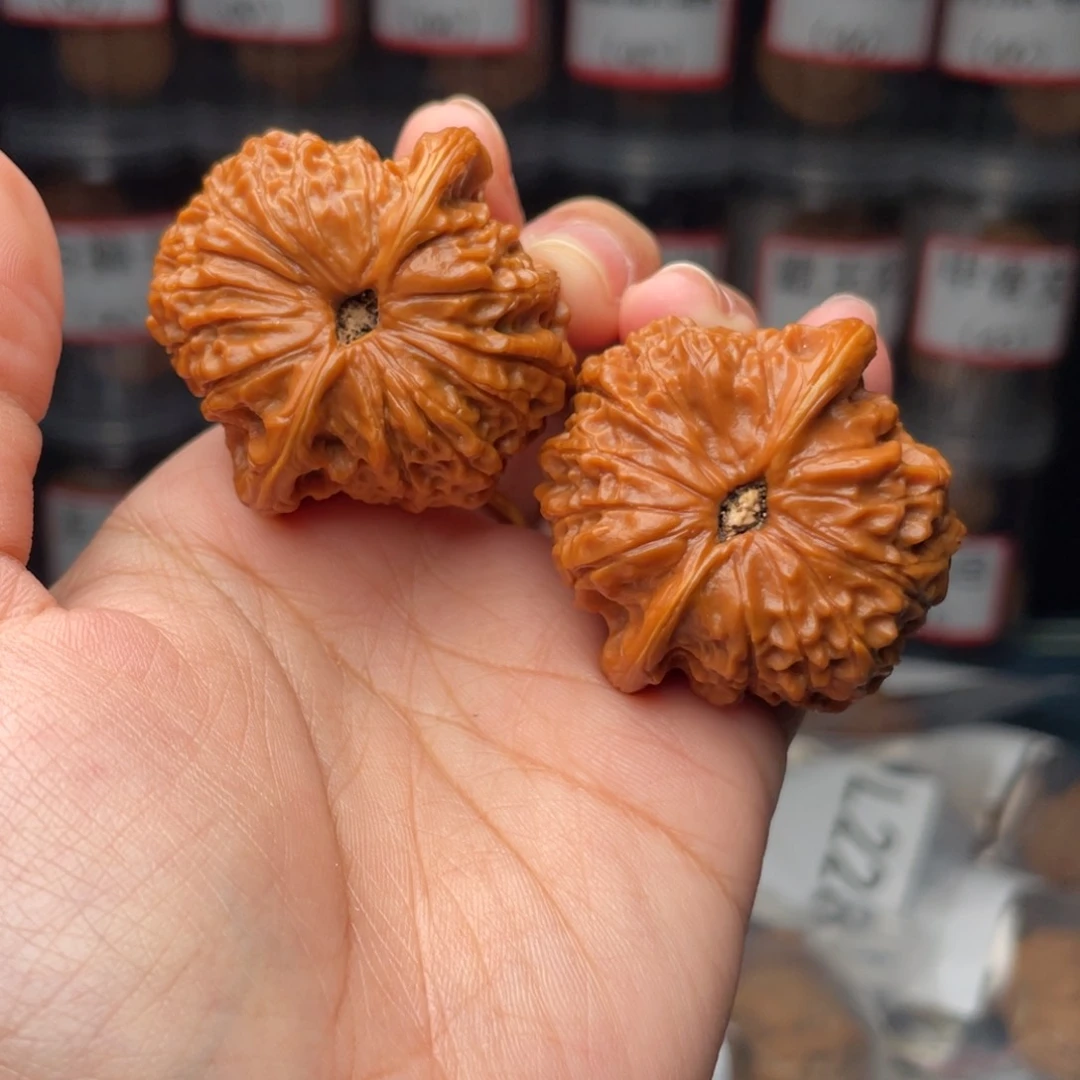 文玩核桃把件陈***6血麒麟41