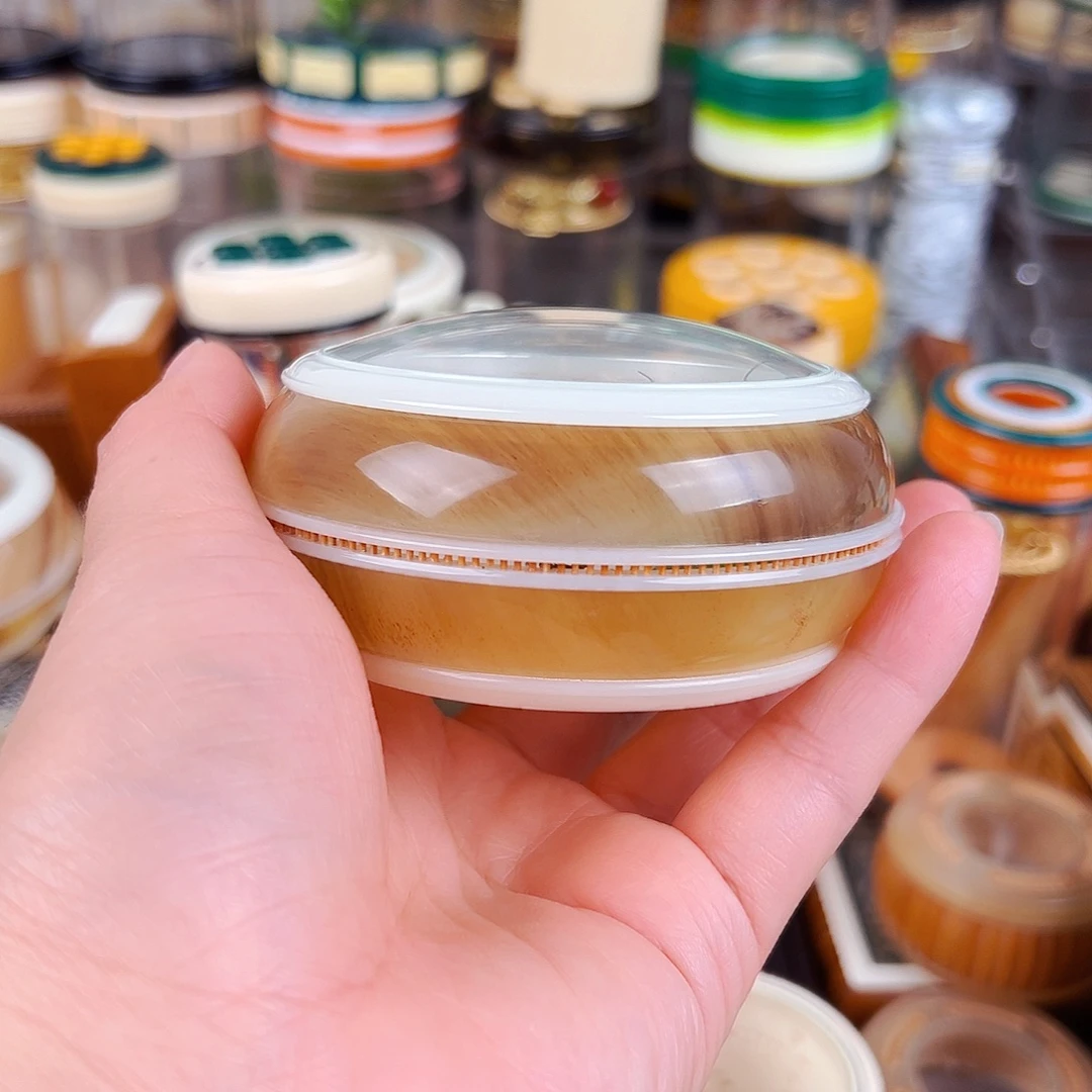 牛角大万体配糖果