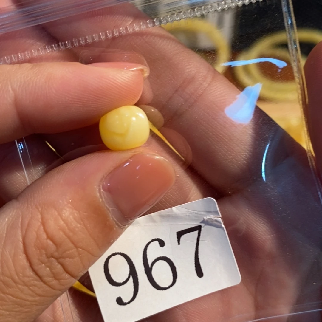 未镶嵌琥珀珠宝奇石967