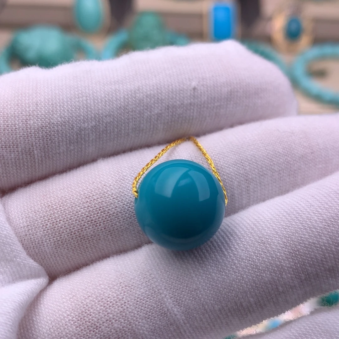 绿松石未镶嵌珠宝奇石13.6