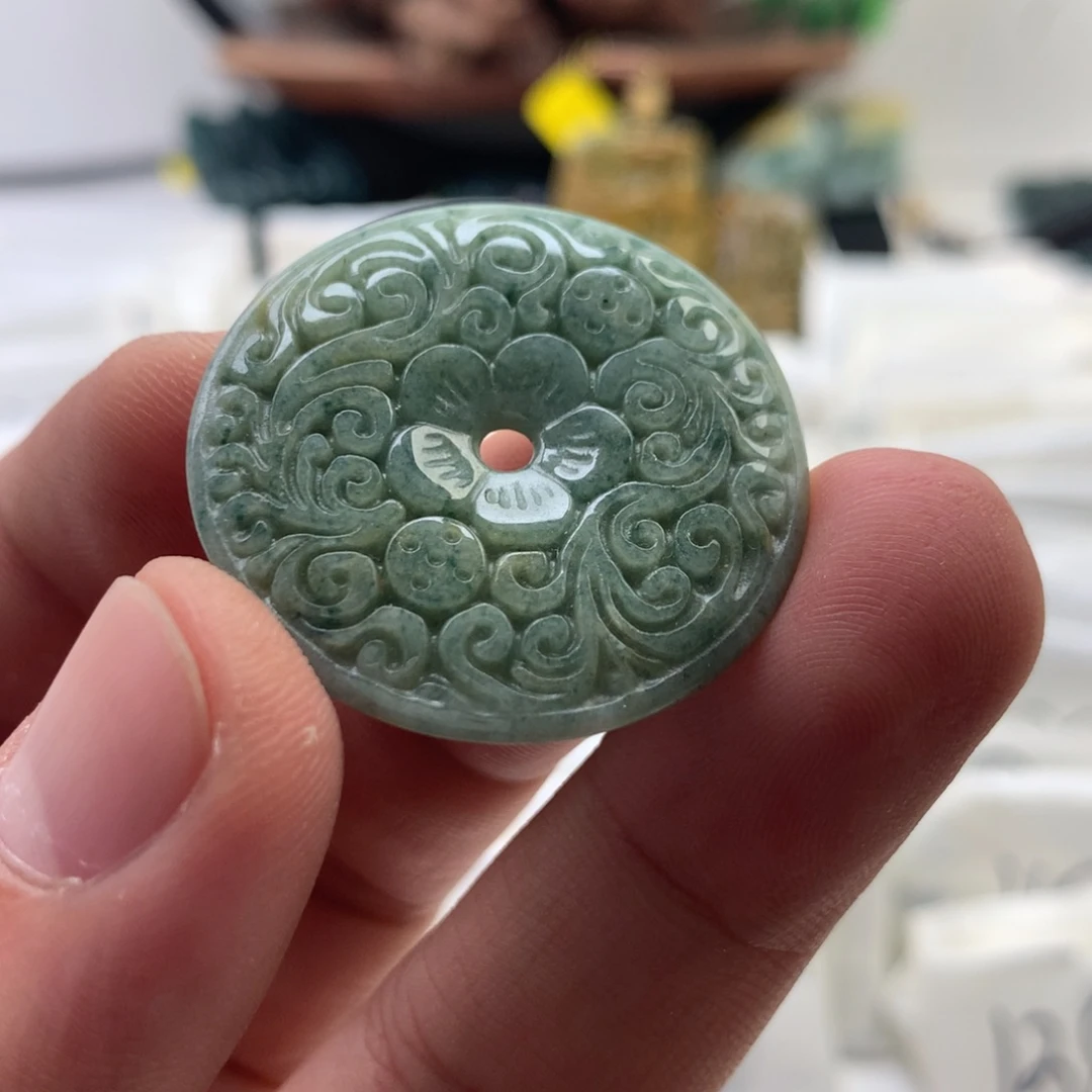 颈饰未镶嵌翡翠扣子