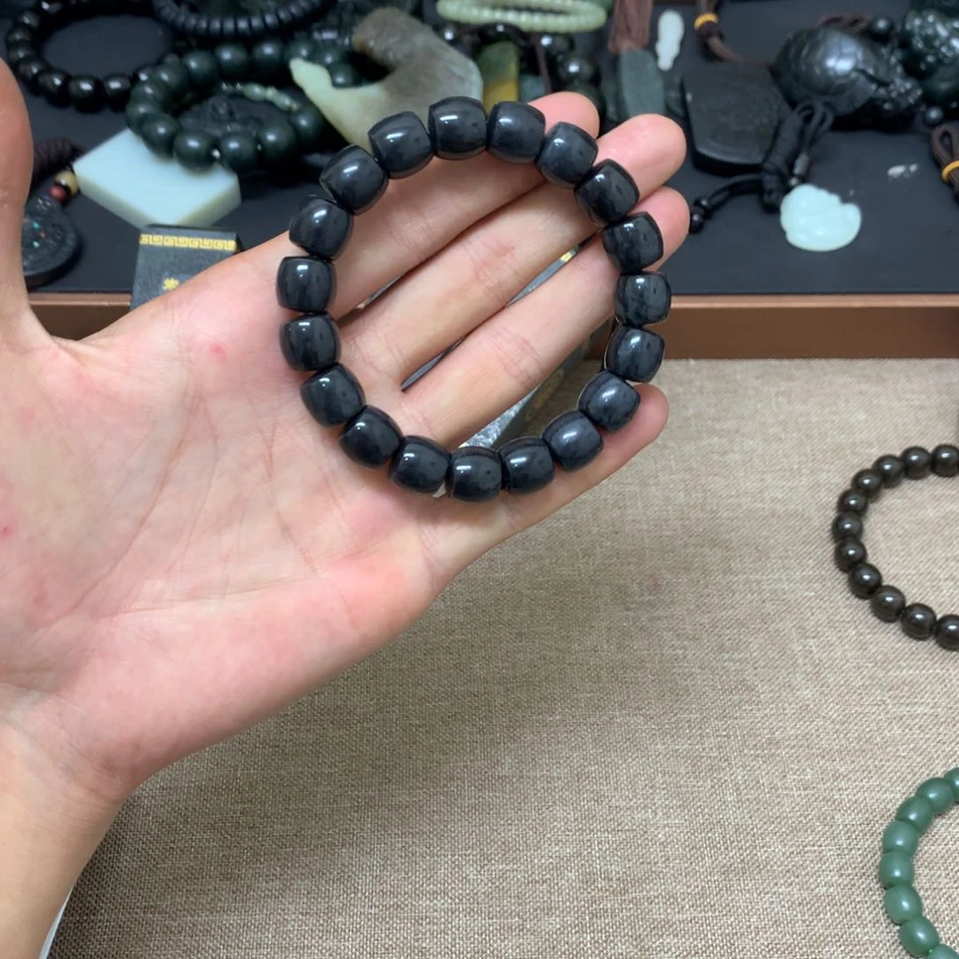 手链未镶嵌和田玉