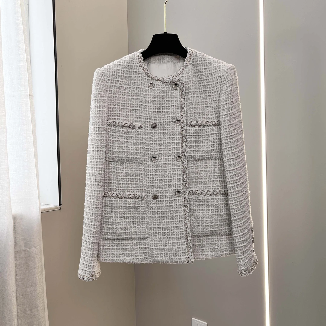 千金气质白色圆领粗花呢双排扣长袖外套小香风时尚