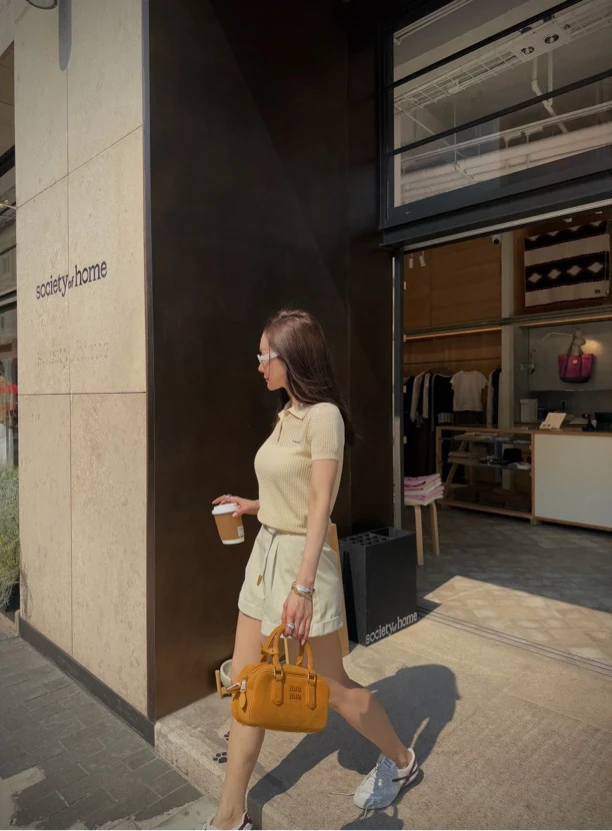 DION LIU｜【镂空Polo】特种织法翻领领套头短袖针织上衣