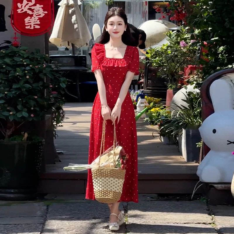 夏季2025新款气质公主收腰碎花长裙春季法式复古红色方领连衣裙子