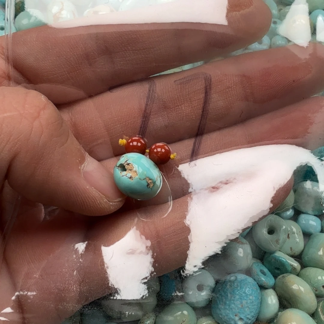 南红玛瑙未镶嵌珠宝奇石