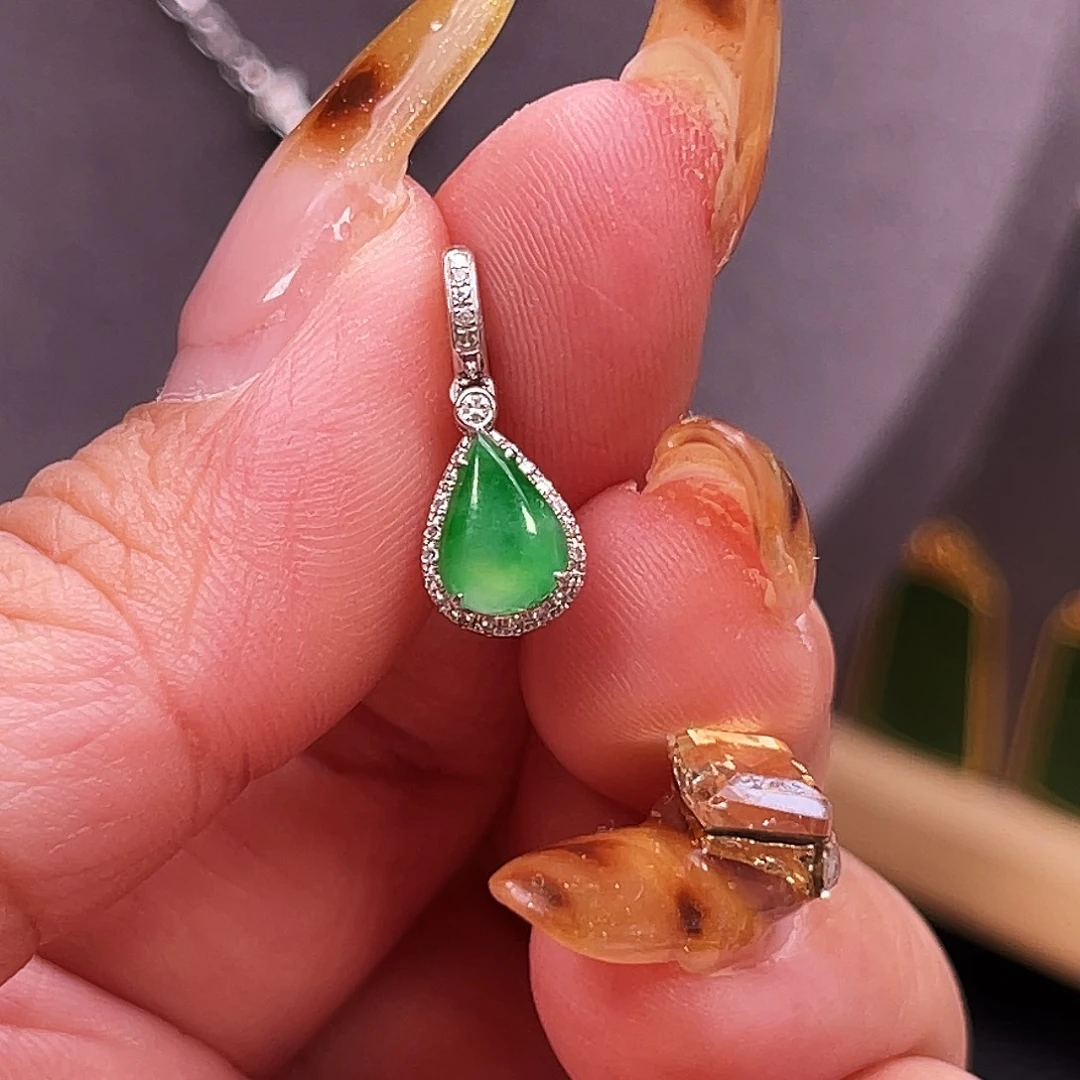 翡翠18K金镶嵌吊坠(不含链)