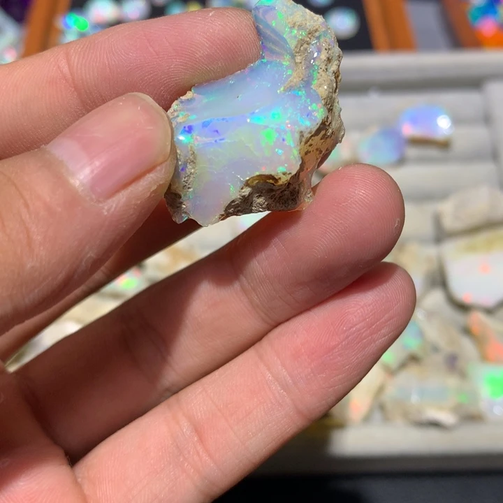 欧泊未镶嵌欧泊原石