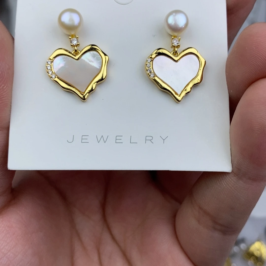 耳饰淡水珍珠未镶嵌