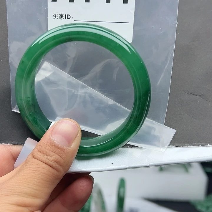 石英质玉未镶嵌手镯61.3-141