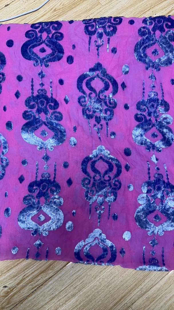 伊斯坎代尔布料مىتىسكا سۇپەرى لوڭقا