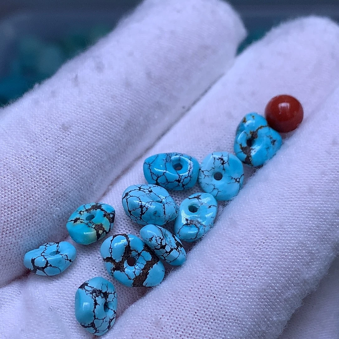 未镶嵌南红玛瑙珠宝奇石