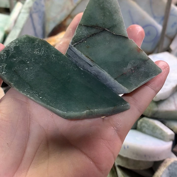 翡翠裸石26号取珠子