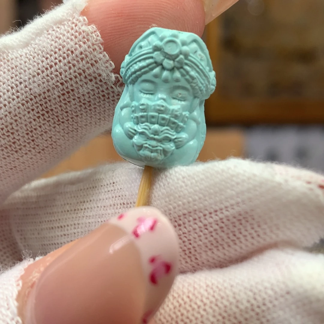 绿松石未镶嵌挂件