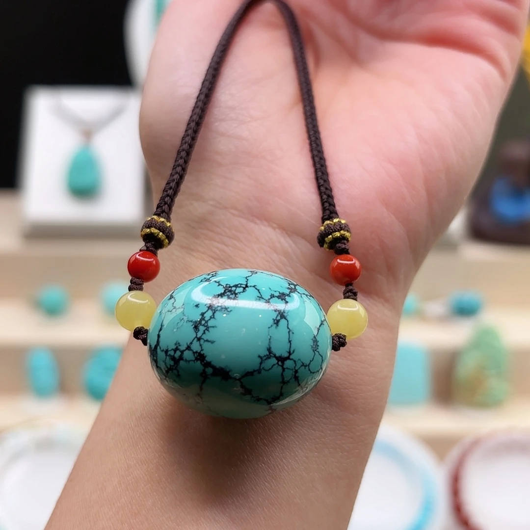 绿松石配饰未镶嵌