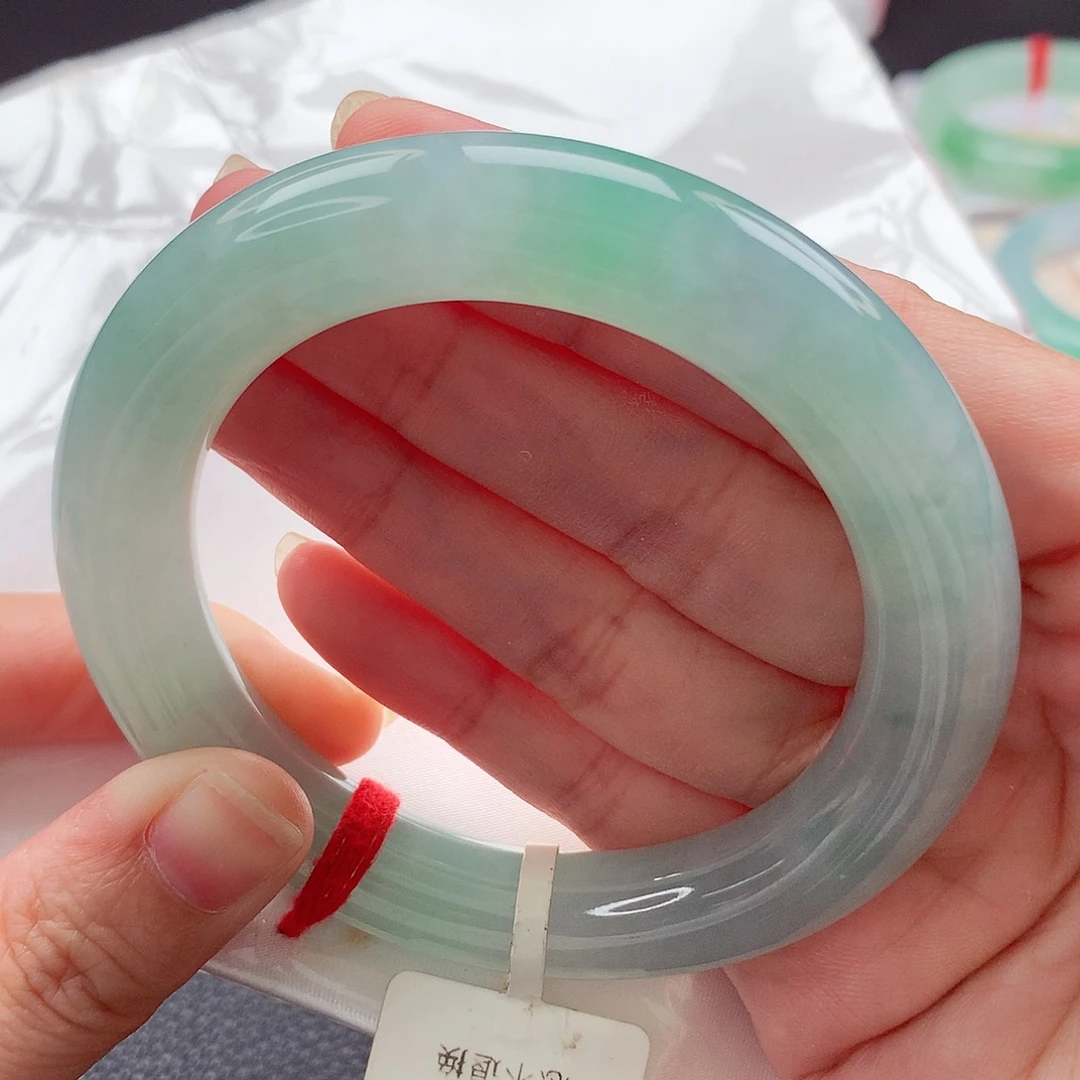 翡翠手镯未镶嵌冰绿圆条孤品漏 56-57圈口