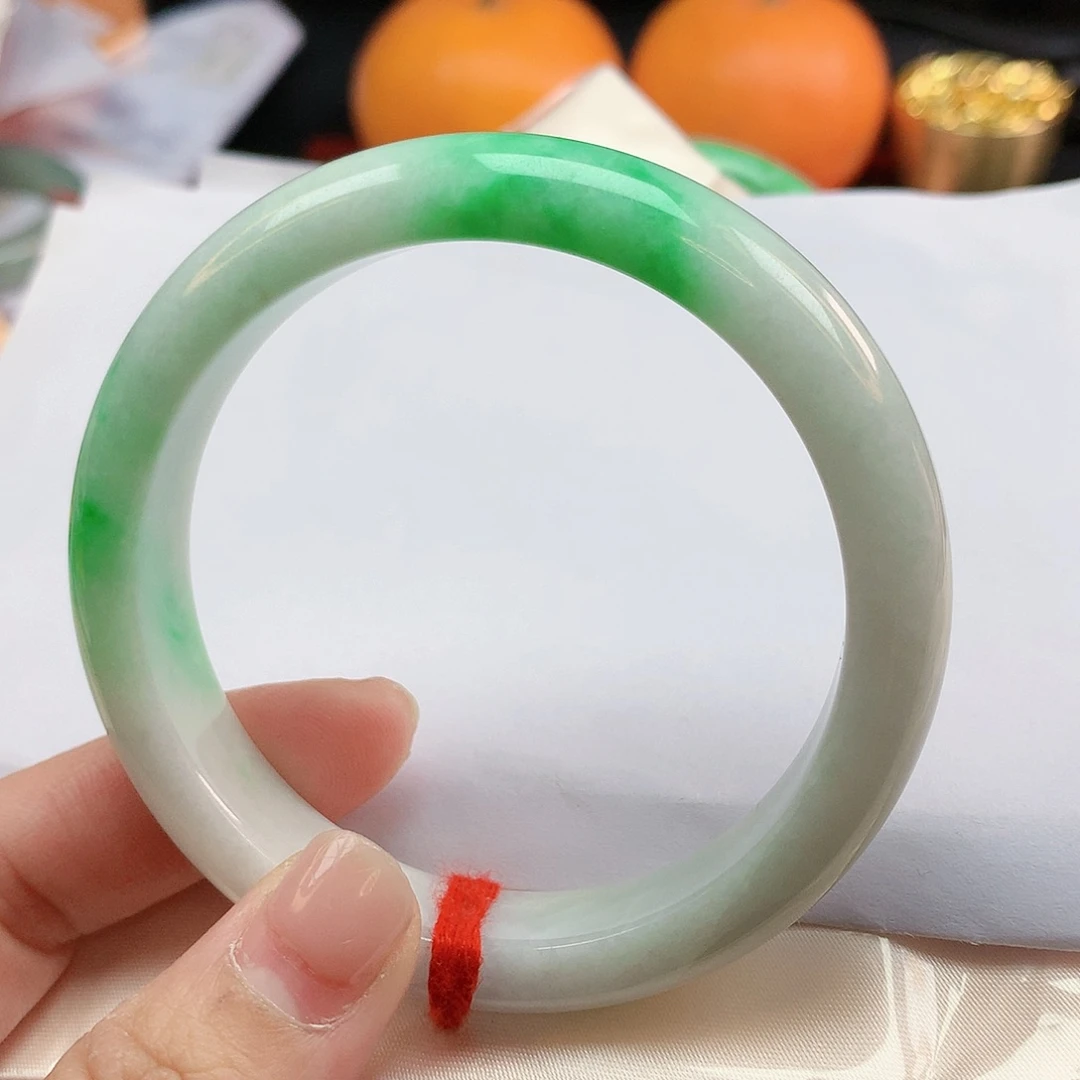 翡翠手镯未镶嵌59圈2430