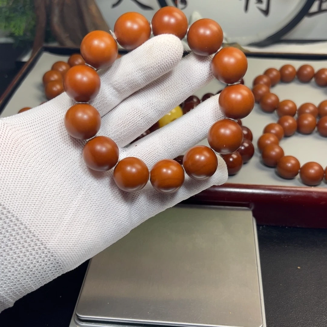 贱***度橄榄核吊坠1.8树王铁核全品微瑕