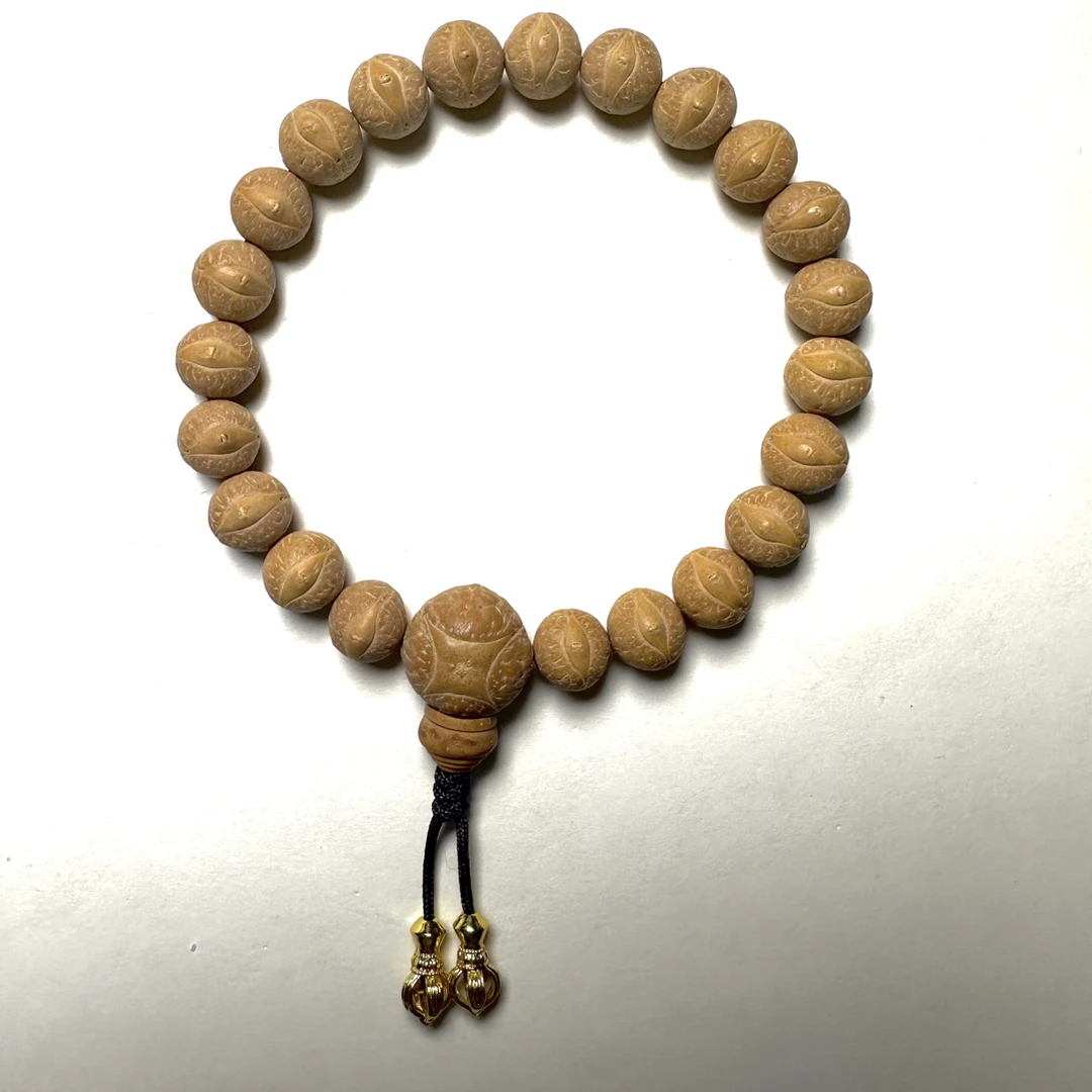 喜鹊壹号11.5mm22颗,编号6尼泊尔凤眼菩提