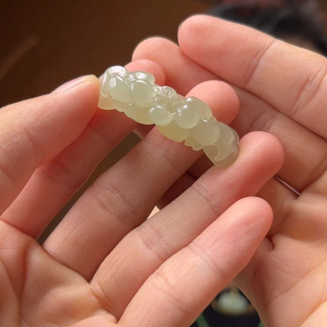 吊坠(不含链)未镶嵌和田玉高冰晴水莲花牌