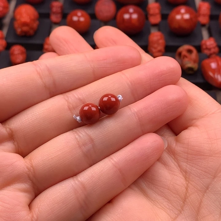 s***g未镶嵌圆珠对珠8MM南红玛瑙