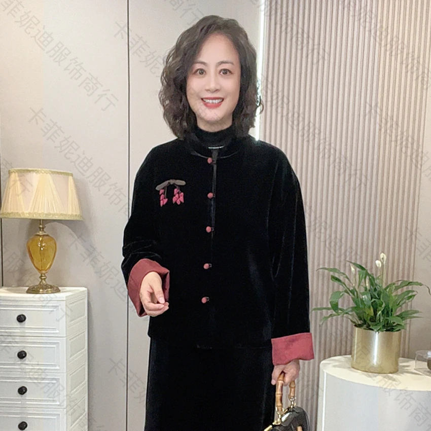 25182秋冬季简约时尚舒适百搭开衫丝绒短外套