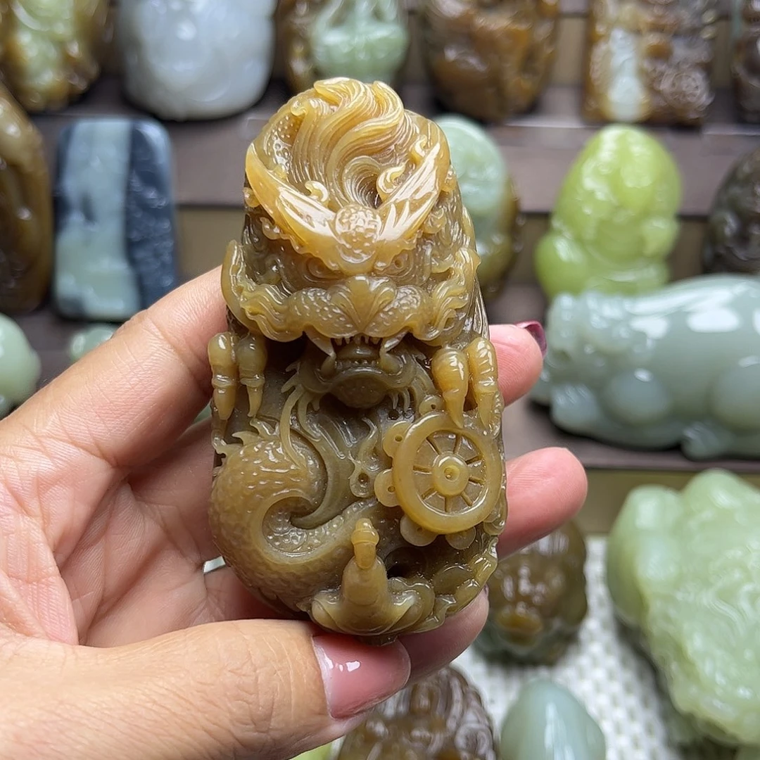 哥***哥和田玉未镶嵌颈饰