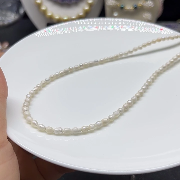 颈饰未镶嵌淡水珍珠