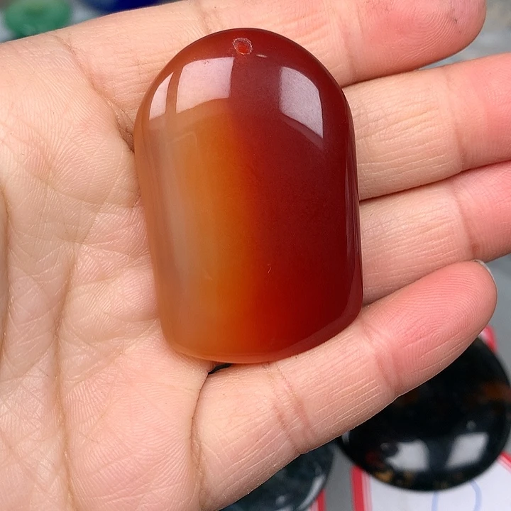 静****玛瑙/玉髓未镶嵌颈饰