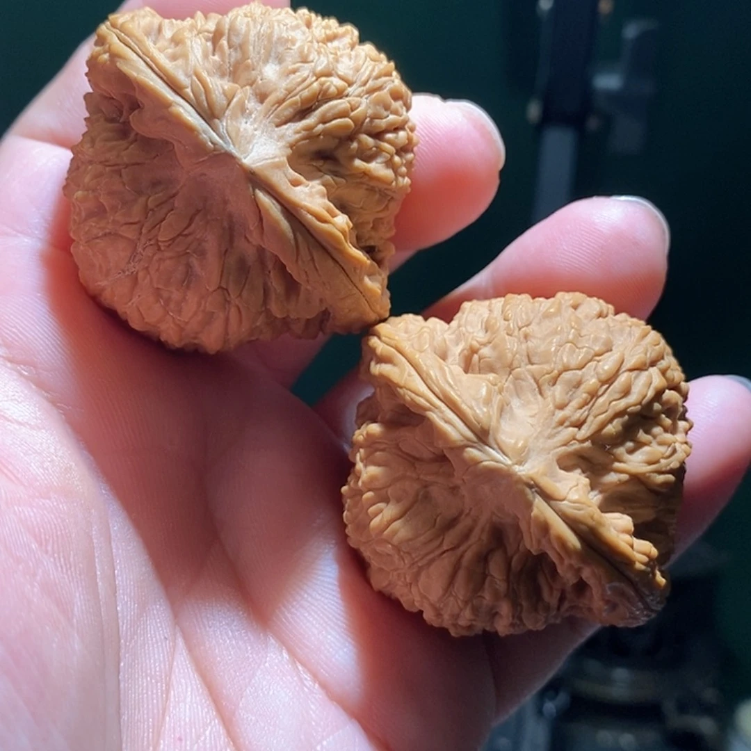 把件文玩核桃47粗筋南疆石全品