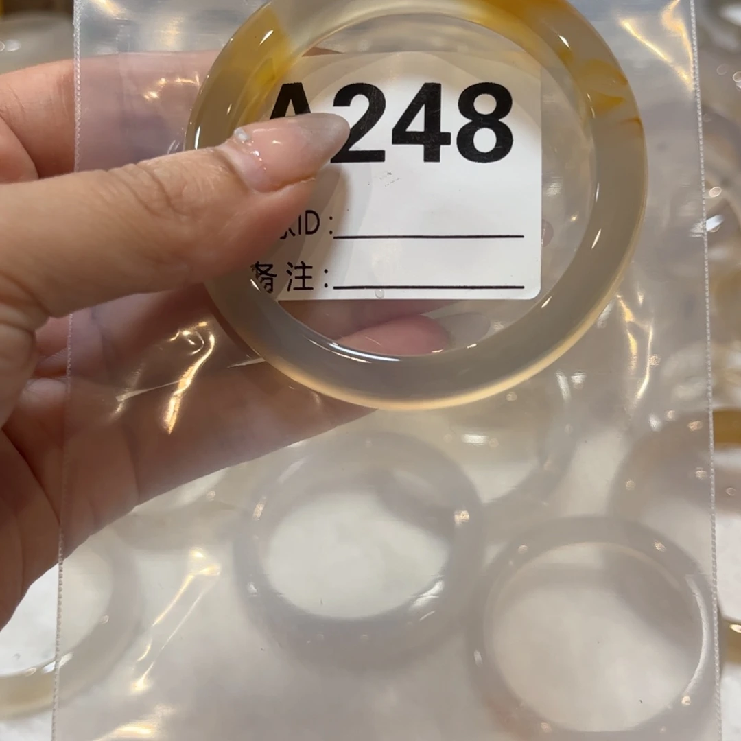 手镯玛瑙/玉髓未镶嵌程*?248