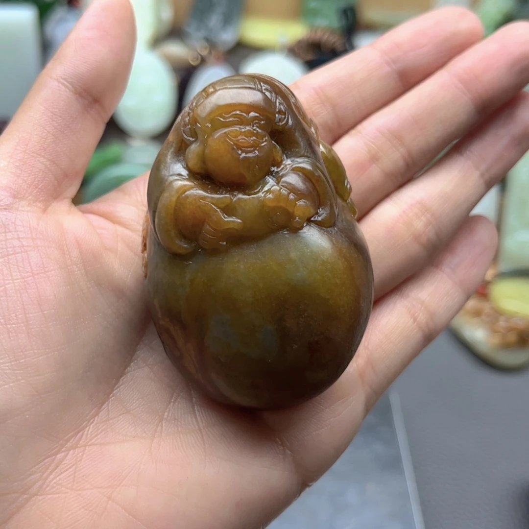 闲***~和田玉未镶嵌把件