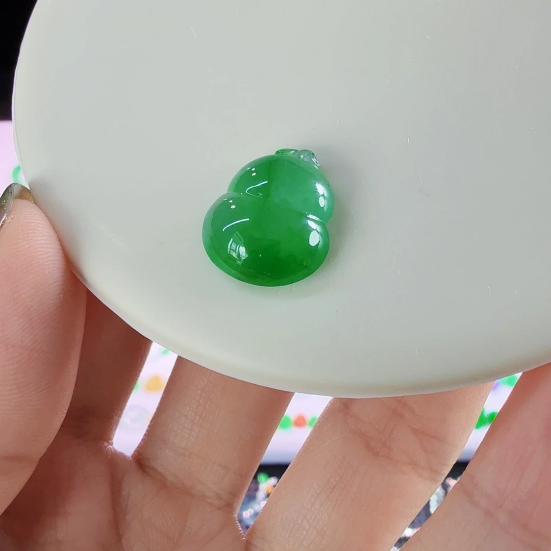 颈饰未镶嵌翡翠葫芦