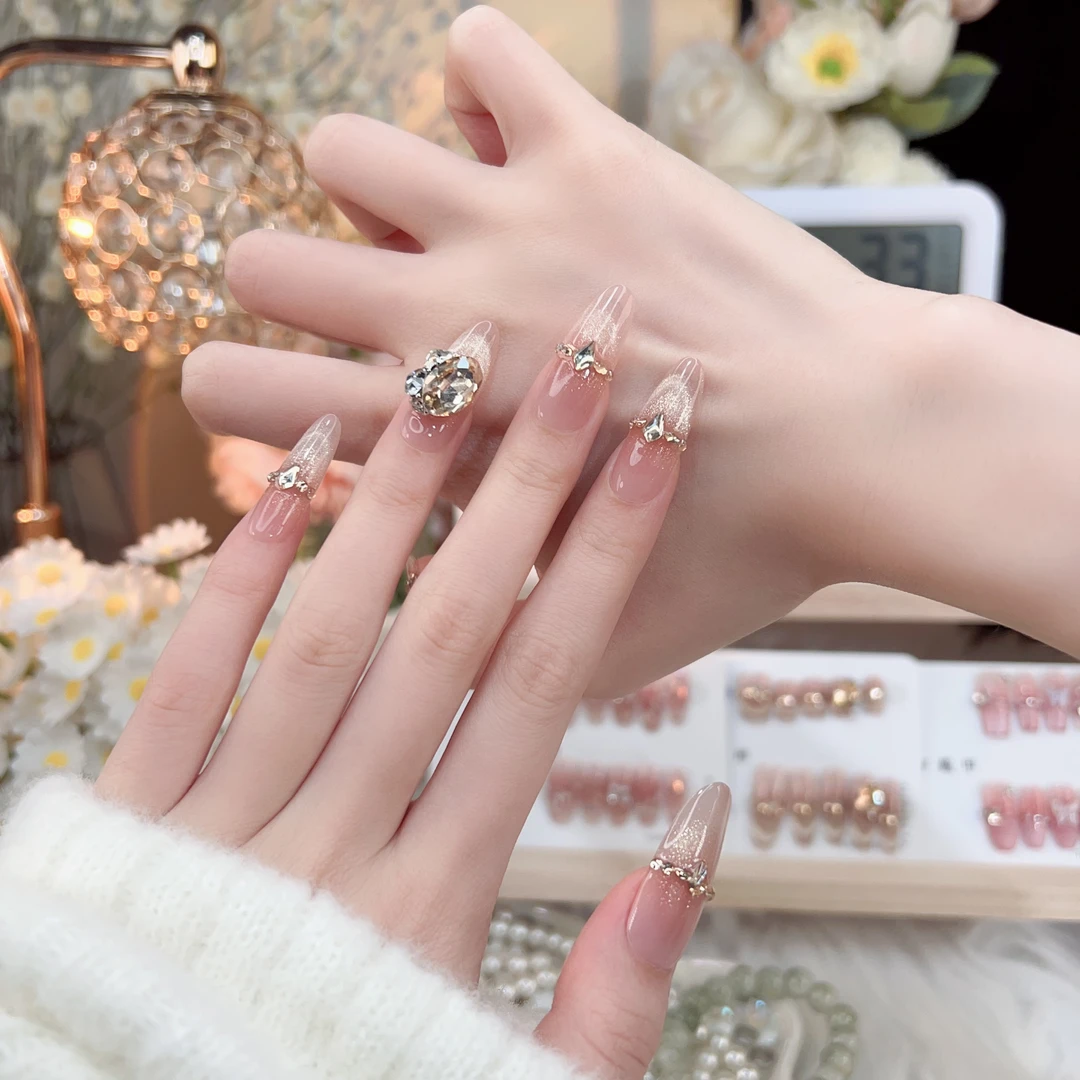 【长岛冰茶】纯手工穿戴甲腮红微笑猫眼