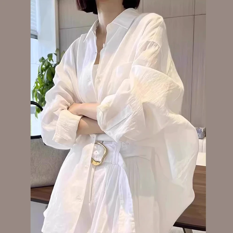 2025初夏穿搭白色防晒衬衫春秋薄款外套宽松外搭衬衣上衣女夏0608