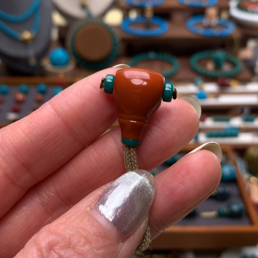 知***乐南红玛瑙未镶嵌三通