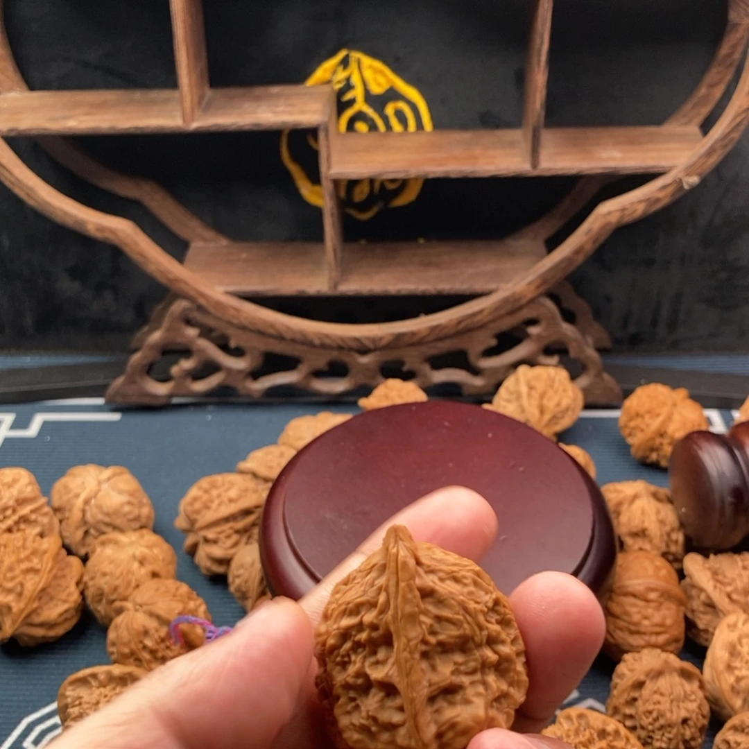 文玩核桃把件六*铁蛋半壁江山