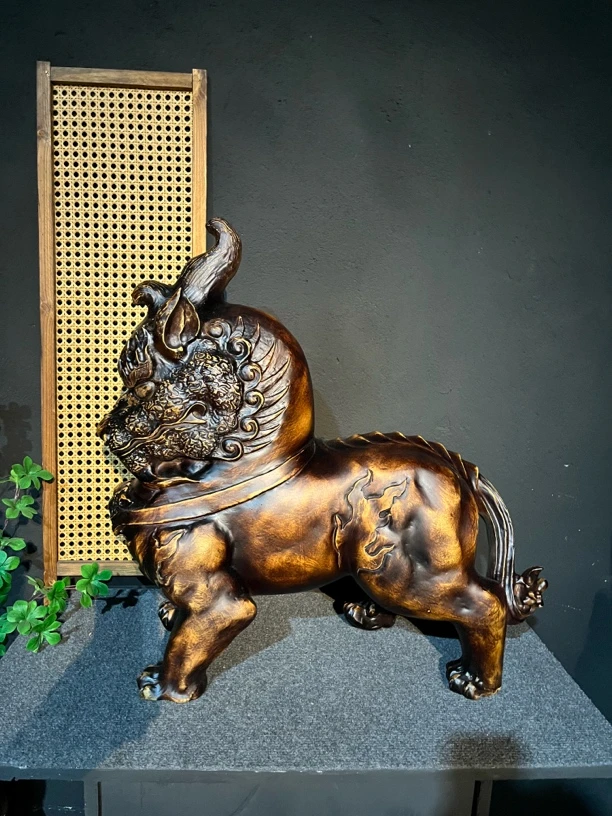 聚寳吸金·貔貅 创意家居装饰木雕摆件 香樟木:长58-宽21-高60