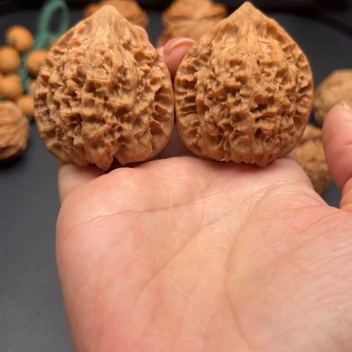 吊坠桃核43尺官帽