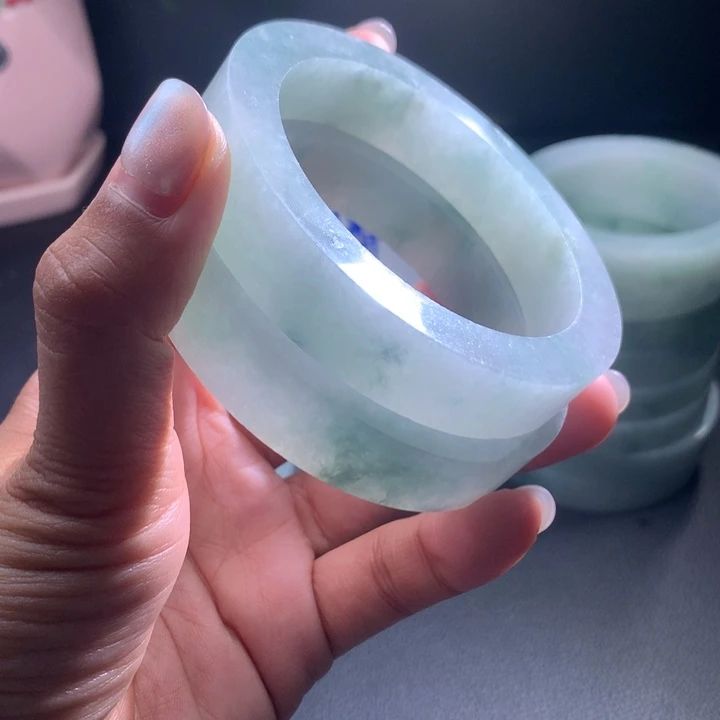 未镶嵌翡翠定制翡翠