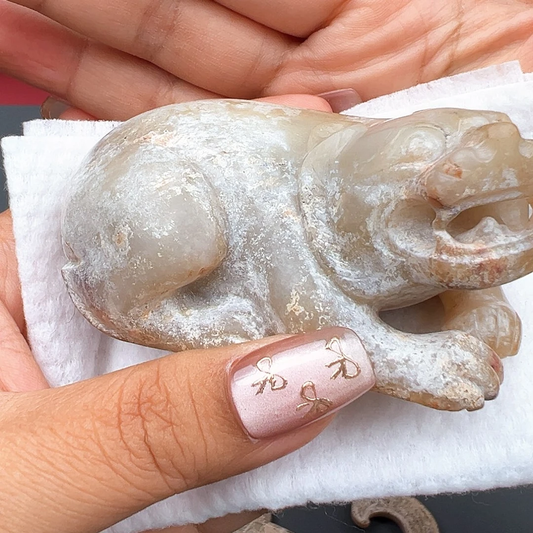 行***遠和田玉未镶嵌挂件