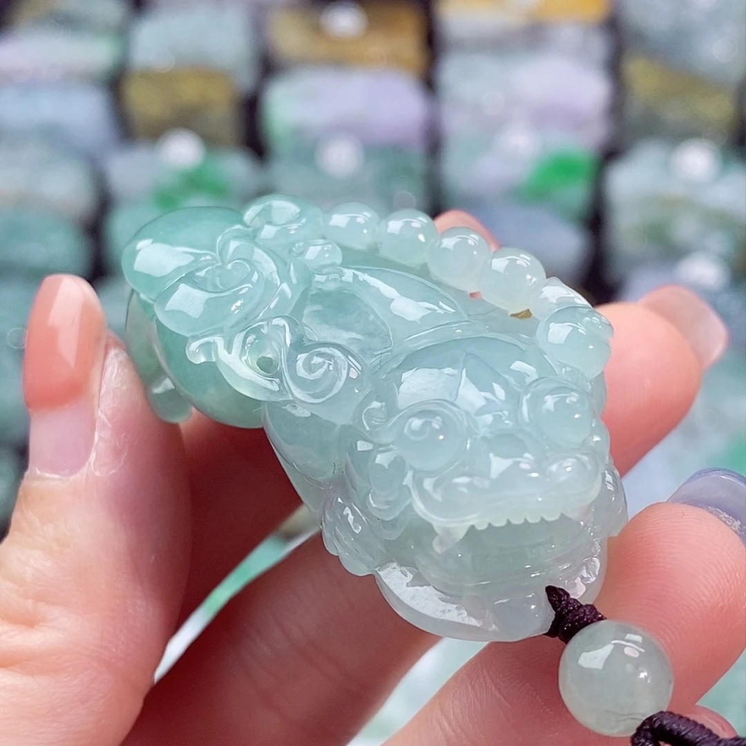 颈饰未镶嵌翡翠天然