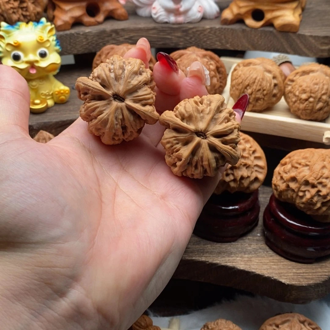 吊坠文玩核桃40全品九龙