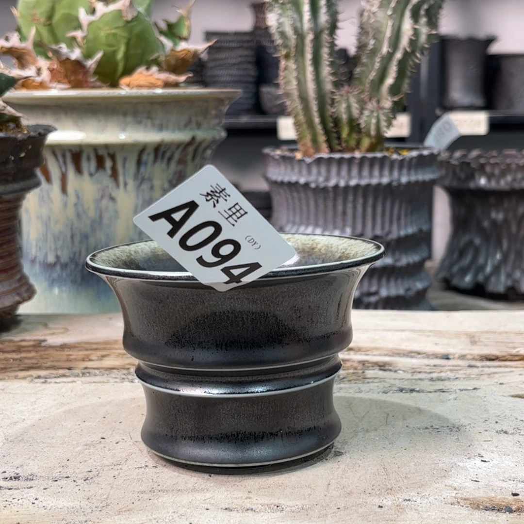 陶内口10.5高7瑕疵