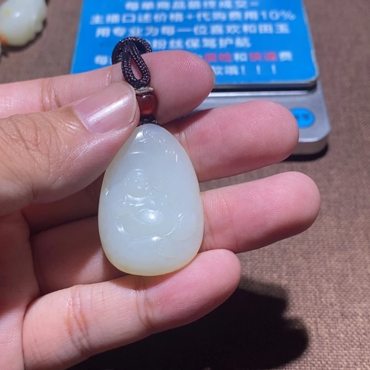 颈饰未镶嵌和田玉百****美