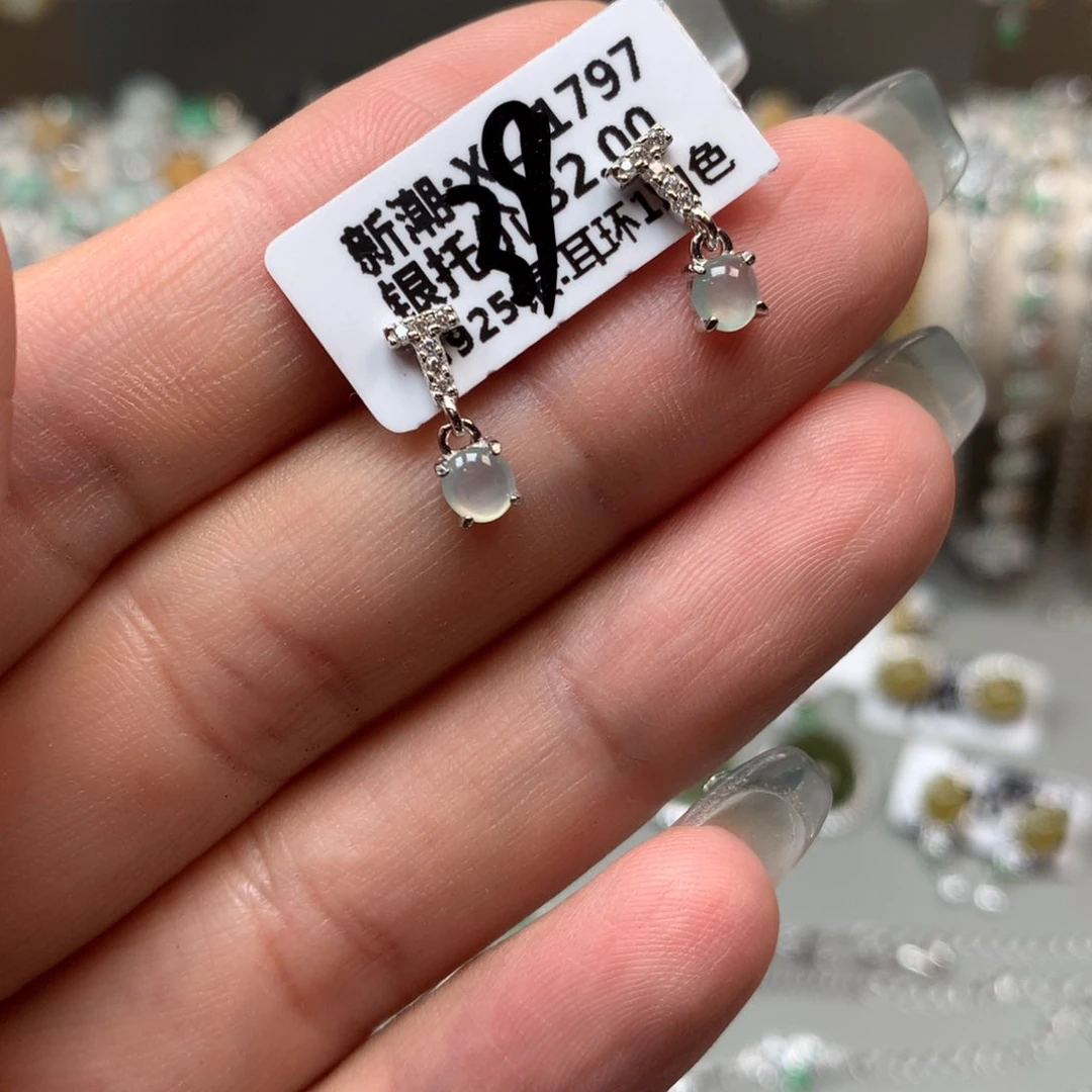 翡翠戒指银S925镶嵌耳钉