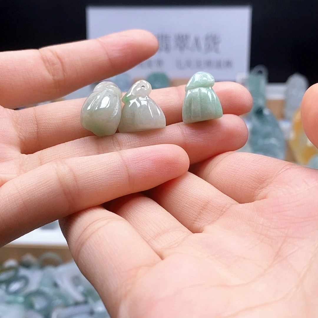 翡翠未镶嵌吊坠(不含链)106莲蓬组合
