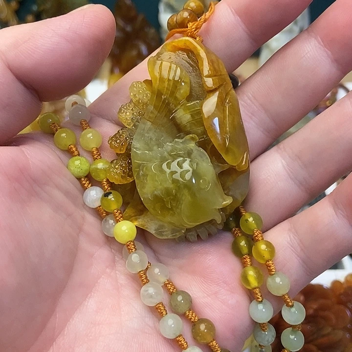 蛇纹石玉未镶嵌吊坠(赠链)