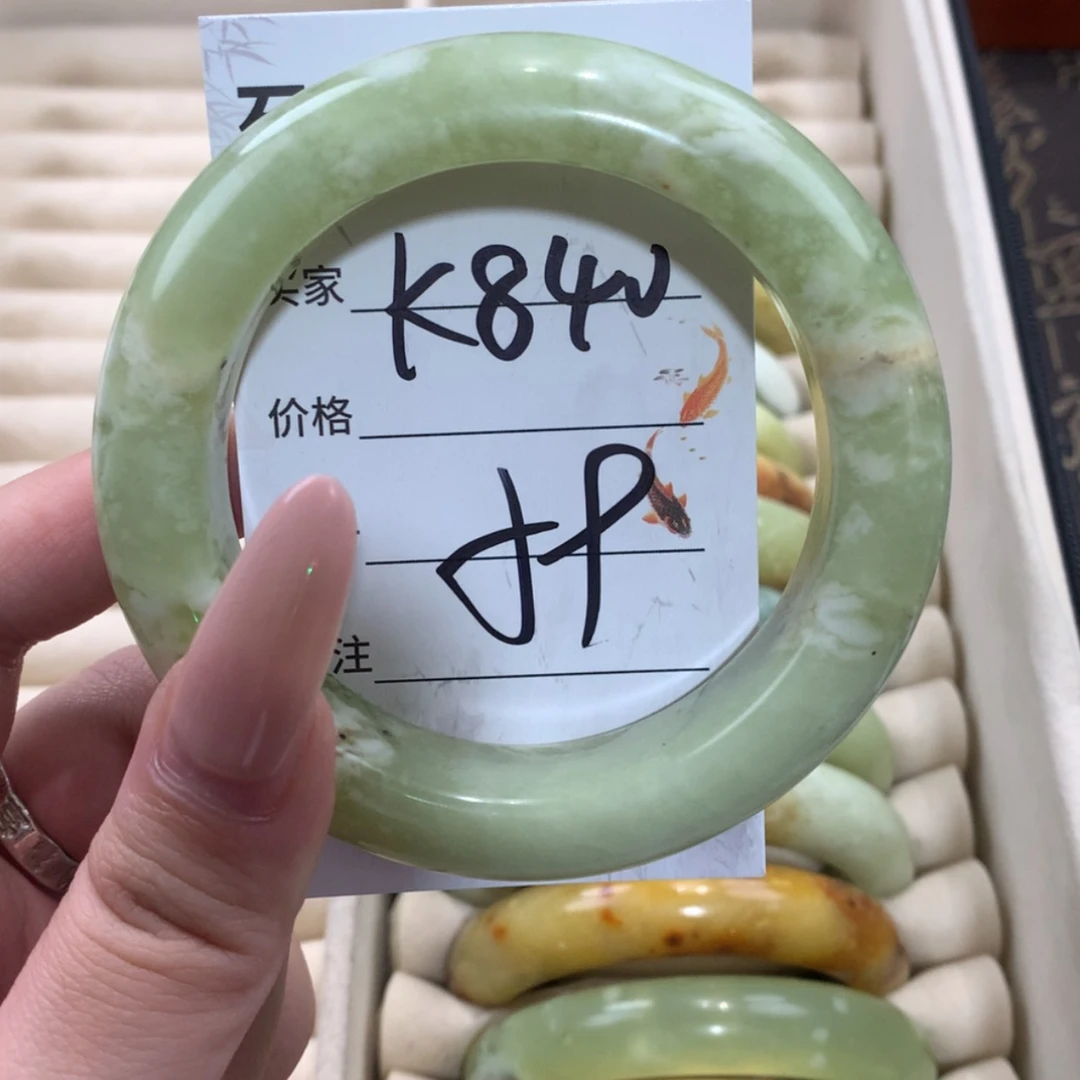 【闪购商品】未镶嵌蛇纹石玉手镯